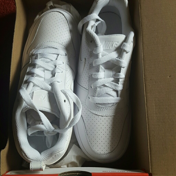 *SOLD* Brand New Womens Nike Court Borough Low - Picture 4 of 7